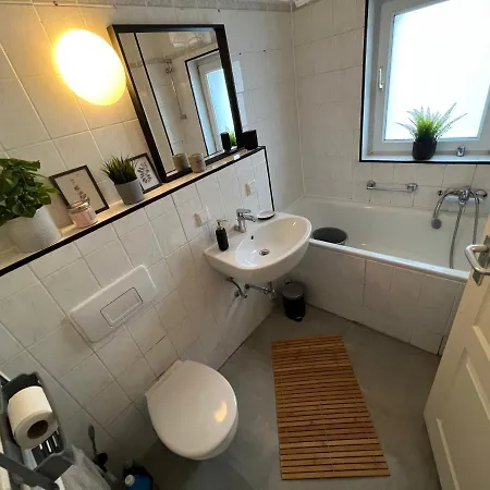 Apartment Citywohnung In Zentraler Lage Von Langenhagen *